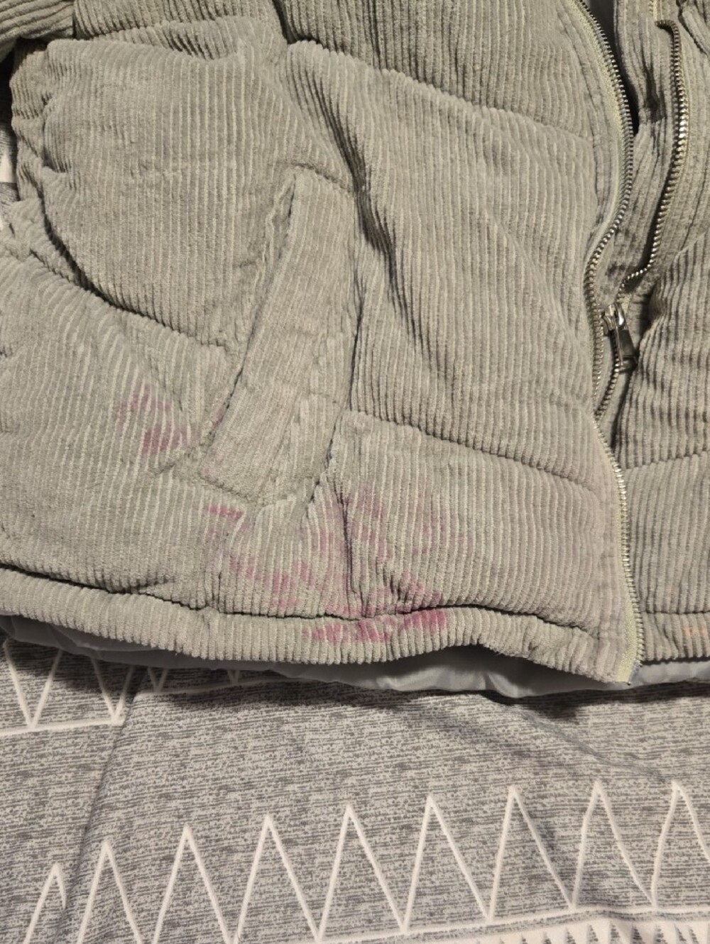 Sebby Corduroy Puffer Jacket in Light Sage - Picture 2 of 2